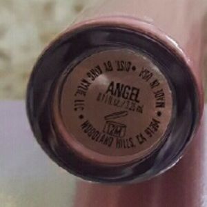 Kylie jenner  matte lipstick