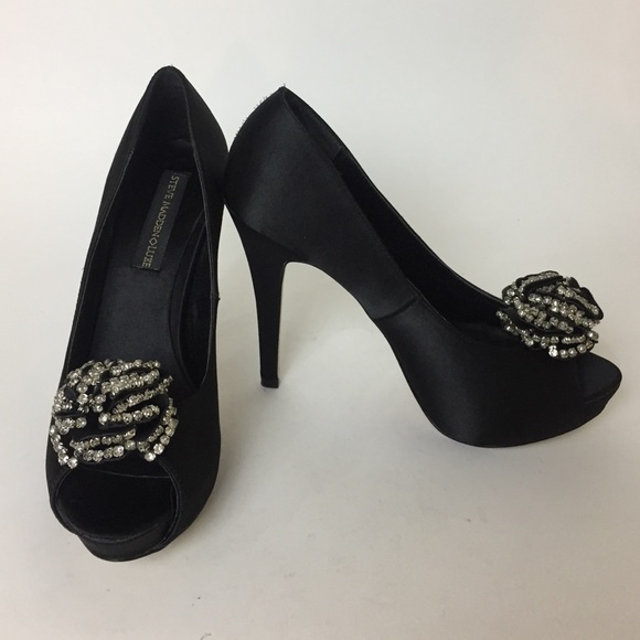 Steve Madden Luxe Black Satin Peep Toe Heels 7.5