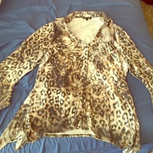 Cheetah shirt XL
