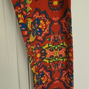 Lularoe TC Leggings- NWOT