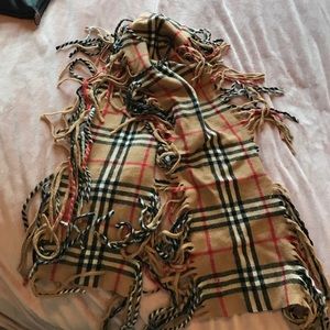 Burberry scarf