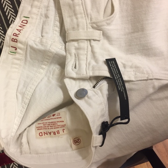 NEW J Brand white pencil leg destroyed knee - Picture 6 of 8