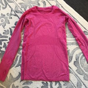Lululemon long sleeve run swiftly shirt, Size 4