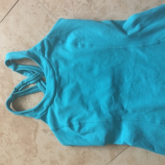 Lululemon blue tank