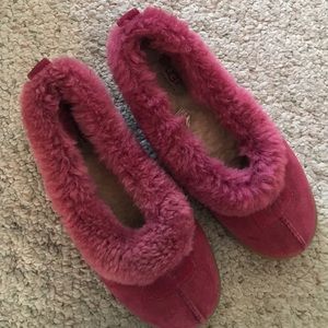 UGG Slippers EUC size 8!
