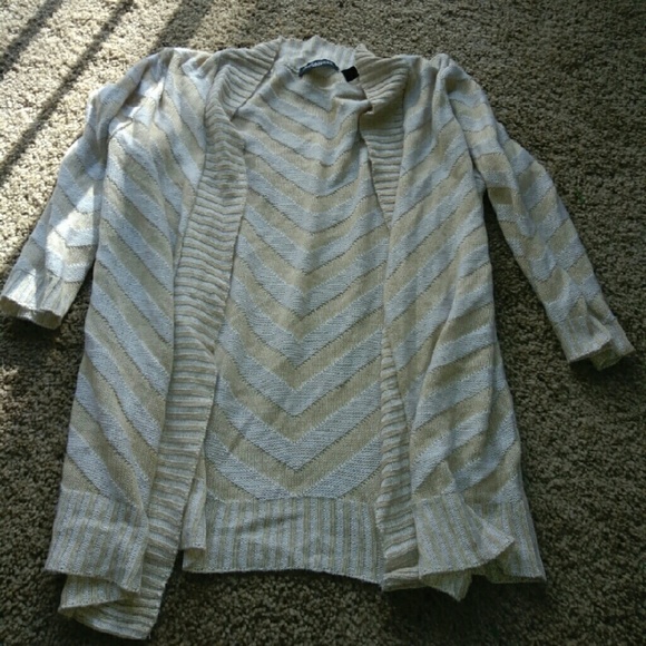 Cardigan - Picture 1 of 1