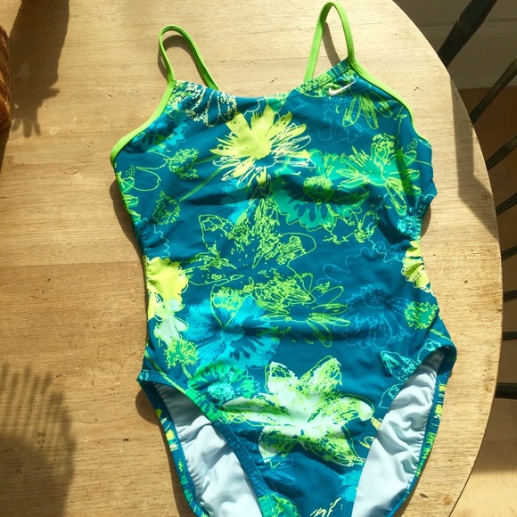 Nike practice suit