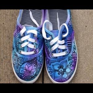 Hand painted sneakers!