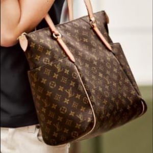 Louis Vuitton totally monogram canvas Bag