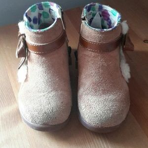 Girls Ugg Boots