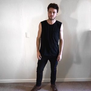 H&M Divided Muscle Tee in Black