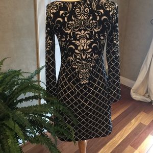 WHBM. Jersey Dress. Black and white print.