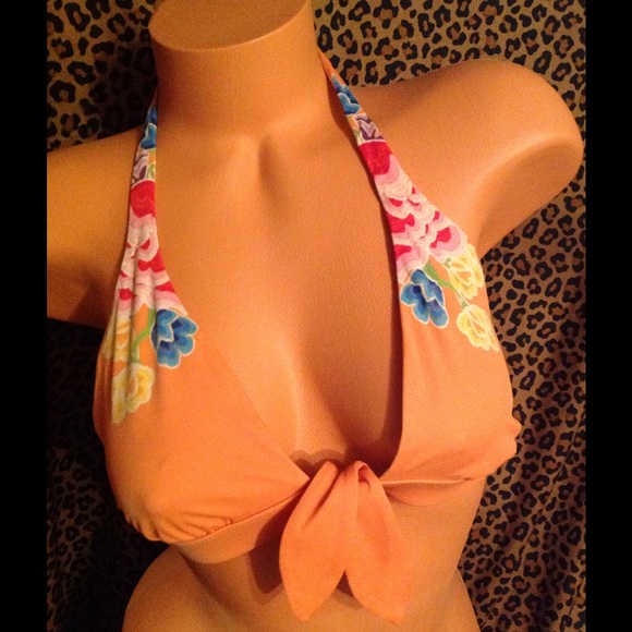 Victoria Secret Bikini Top!
