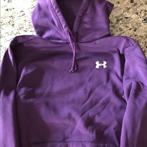 Under Armour sweatshirt