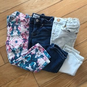Bundle of 3 branded baby girl jeans: Hudson + 7AMK