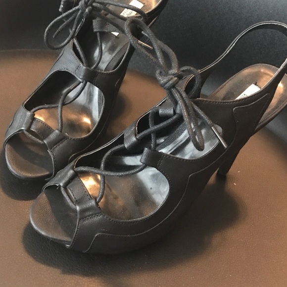 Simply Vera Wang black heels