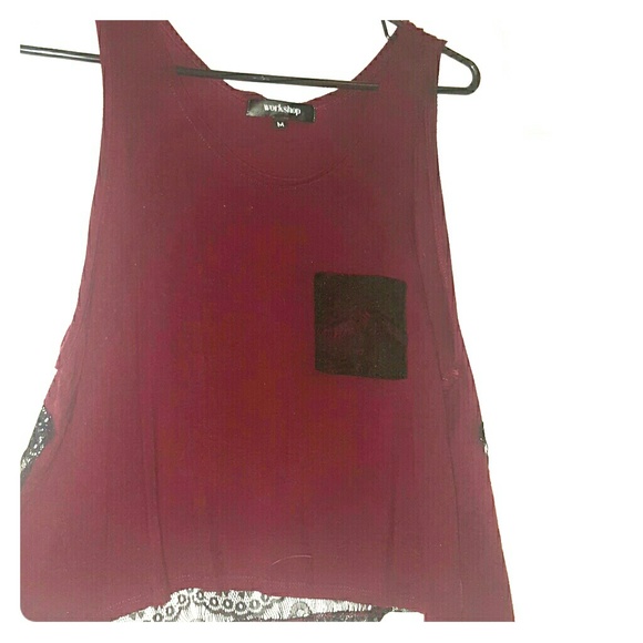 A crop top - Picture 1 of 2
