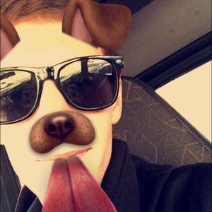 Meet your Posher, Nicholas