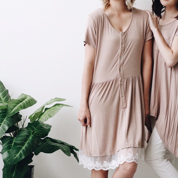 Short blush pink dress with lace trim from POL