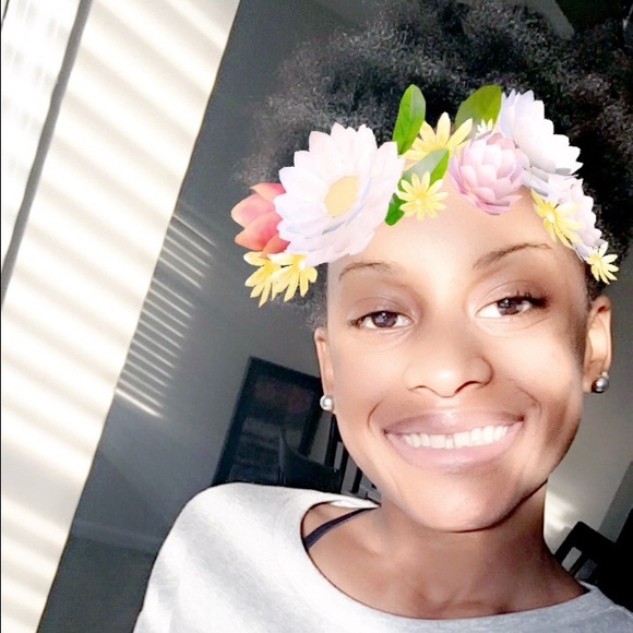 Meet your Posher, Haley - Picture 1 of 1