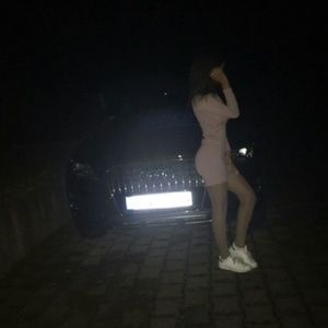 Meet your Posher, Lucy