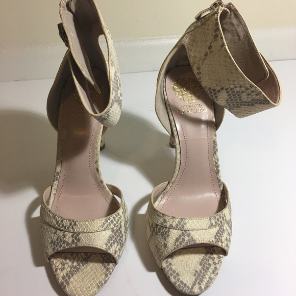 Vince Camuto