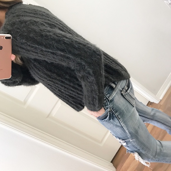 SOLD OUT - Picture 2 of 4