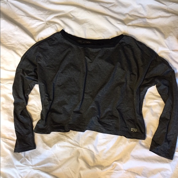 Splits59 Long Sleeve Crop Top