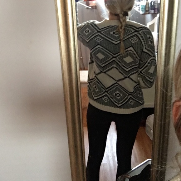 Cardigan - Picture 4 of 4