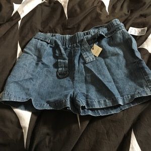F21 belted jean shorts