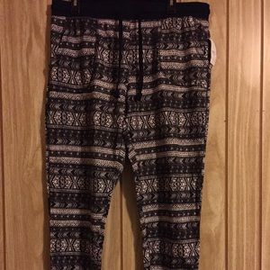 Rue 21 joggers