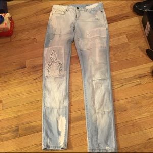 Blanknyc 26 bleached patchwork skinny jeans. Bin4