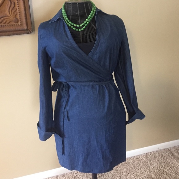 Old Navy wrap dress