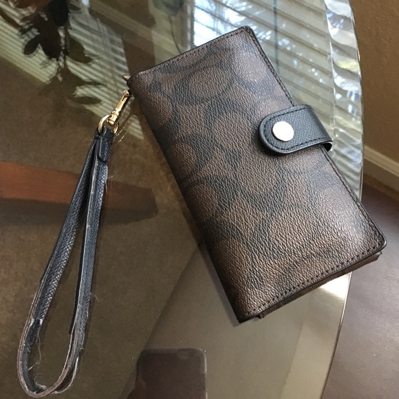 Coach wristlet