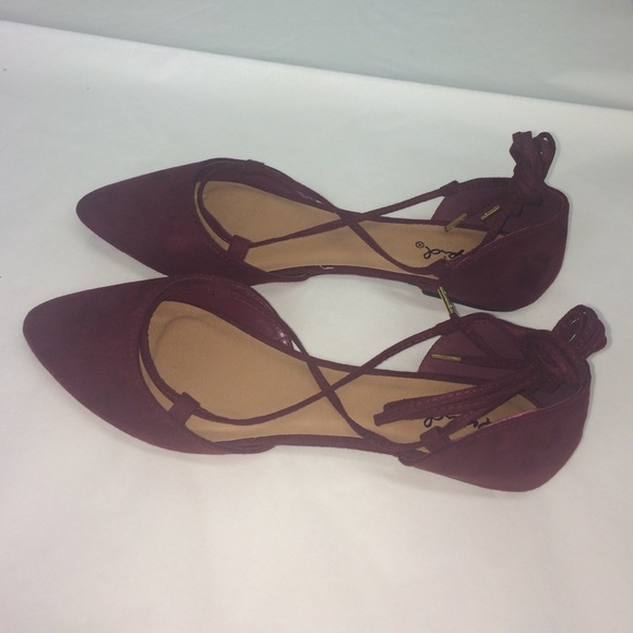 SALE! NIB Burgundy Lace-Up Flats - Picture 2 of 3