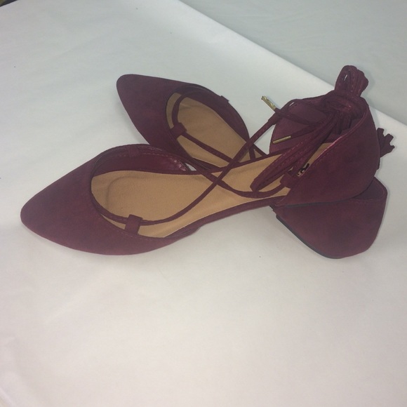 SALE! NIB Burgundy Lace-Up Flats - Picture 3 of 3