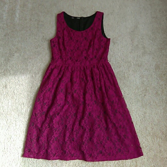 Lace Spring Maroon Dress