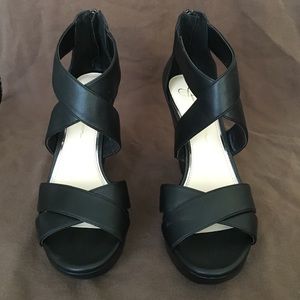 Jessica Simpson Black Wedges