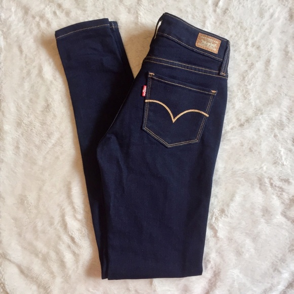 💖Levi's Skinny Dark Wash