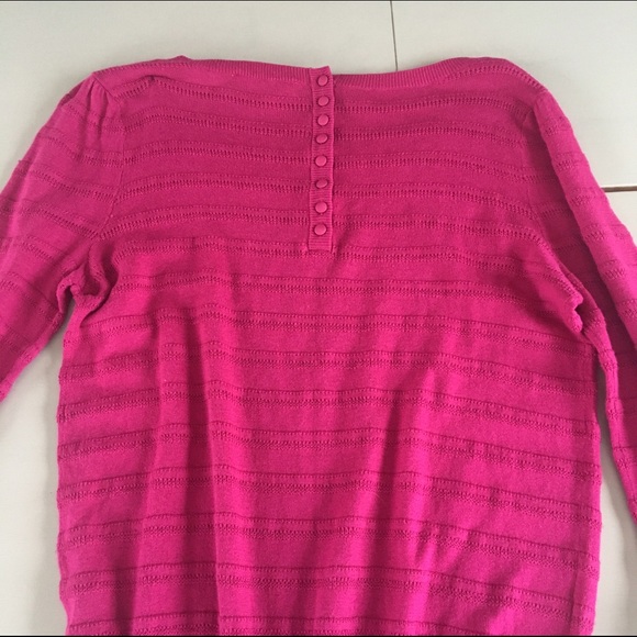 Pink button back sweater - Picture 2 of 2