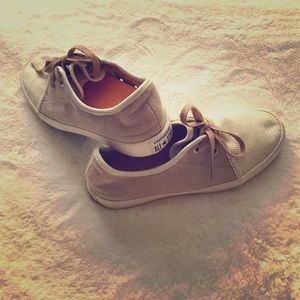 Converse Allstar- Lace Up Slip-On Sneaker 🖤