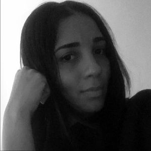 Meet your Posher, Lorin