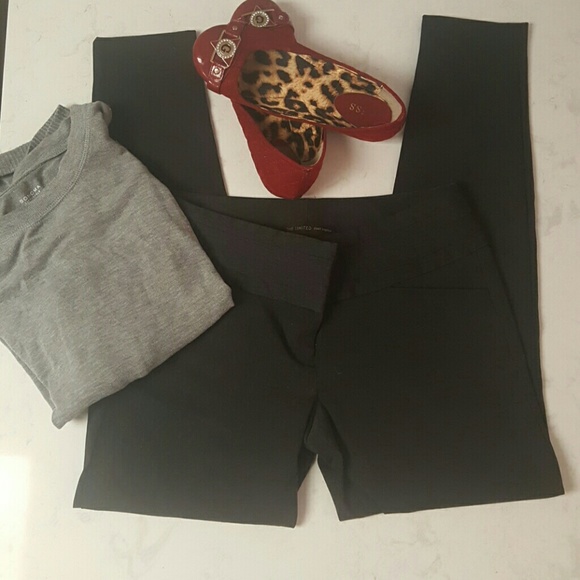 The Limites Charcoal Gray Straight Leg Dress Pant
