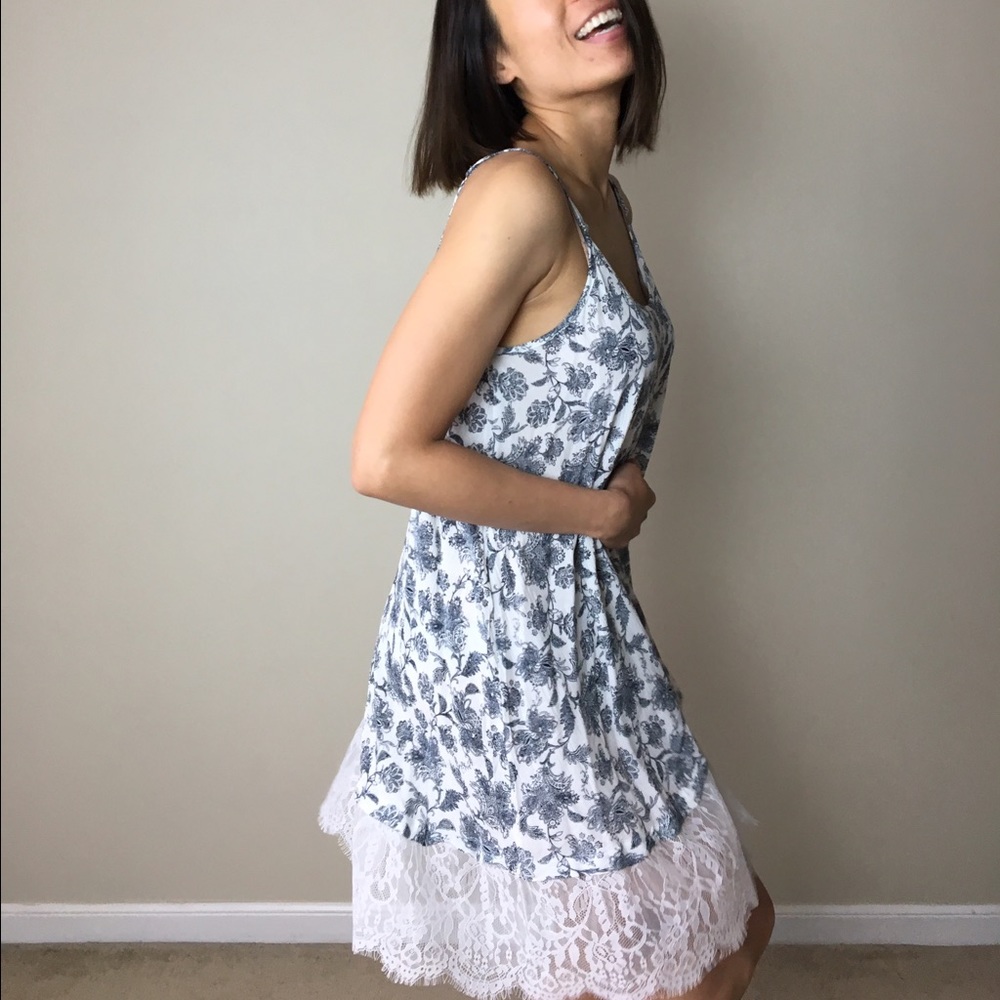Ashley floral slip dress with lace hem.SUMMER SALE - Picture 4 of 4