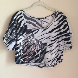 Printed crop top