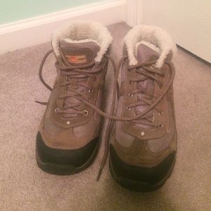Earth spirit boots