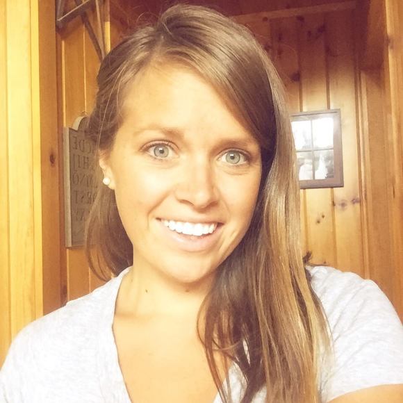 Meet your Posher, Nikki - Picture 1 of 1