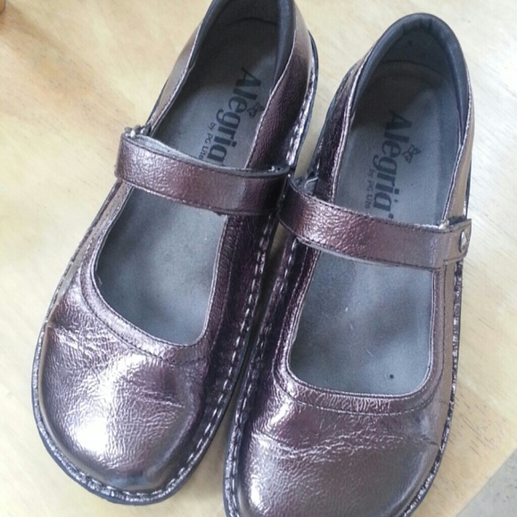 Alegria Shoes - X FINAL SALE X NWOB Alegria Leather Flats Size 8