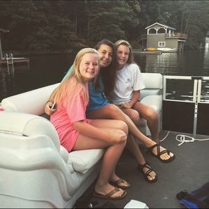 Meet your Posher, Maeve