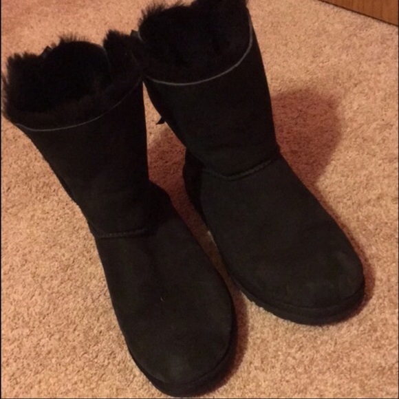 Sz 9 bailey bow UGG